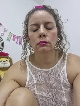 Nina vallon online show from 04.11.26