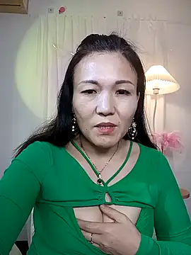 Snapshot of Joanna1122 chatting on 12.20.25 Joanna1122 online show from 12.20.25