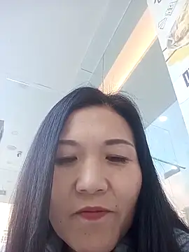 Snapshot of Joanna1122 chatting on 04.01.26 Joanna1122 online show from 04.01.26