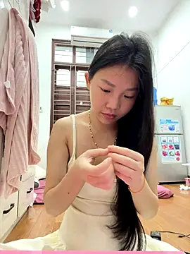 Snapshot of Miumieu chatting on 09.26.25 Miumieu online show from 09.26.25