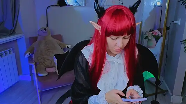 Snapshot of Mia_meowXkiss chatting on 10.27.25 Mia meowXkiss online show from 10.27.25