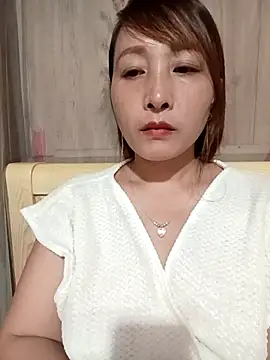 Missa kute20 online show from 10.05.25