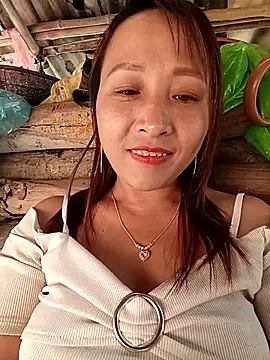 Missa kute20 online show from 10.22.25