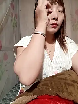 Missa kute20 online show from 10.25.25