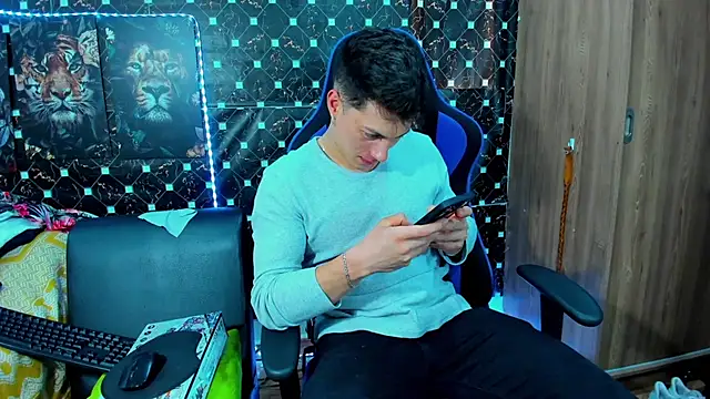 javiersexymann online show from 10.01.25