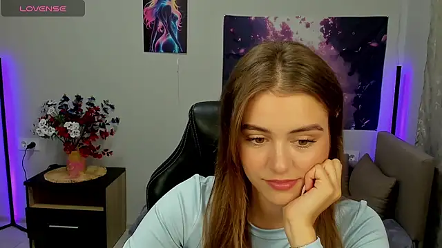 TracySpark online show from 09.19.25