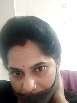 JULEE-740 online show from 09.21.25