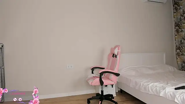 mimicherryy online show from 10.29.25