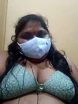 Snapshot of chandana_telugu chatting on 10.26.25 chandana telugu online show from 10.26.25