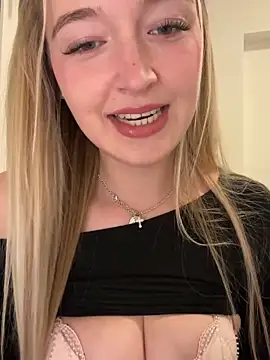 emilypeperoni online show from 04.11.26