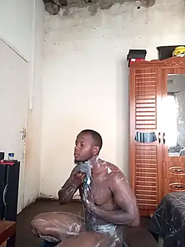 Snapshot of small_D94 chatting on 09.22.25 small D94 online show from 09.22.25