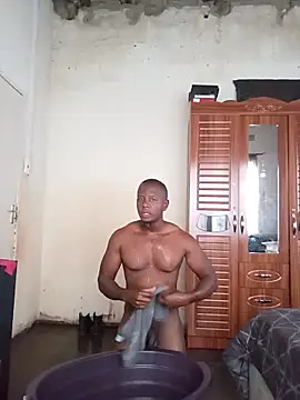 Snapshot of small_D94 chatting on 10.08.25 small D94 online show from 10.08.25