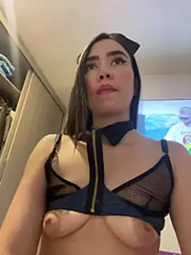 SaraWagner  online show from 04.06.26