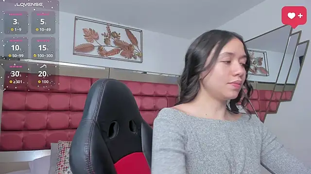 SaraWagner  online show from 06.06.26