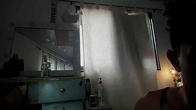 window to wonderland1 online show from 09.08.25