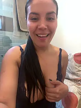 Snapshot of MacaW09 chatting on 02.27.26 MacaW09 online show from 02.27.26