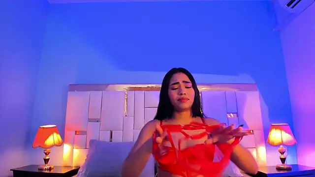 Snapshot of JadeeKhan chatting on 09.26.25 JadeeKhan online show from 09.26.25