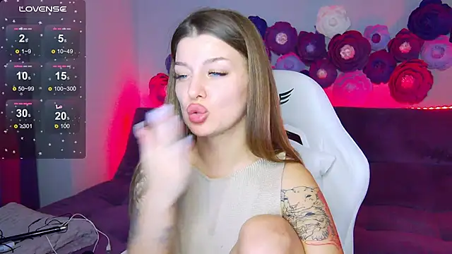 LindaBrilliant online show from 10.11.25