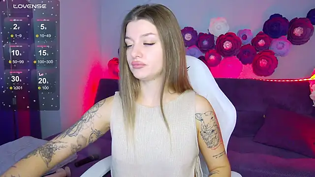 LindaBrilliant online show from 10.12.25