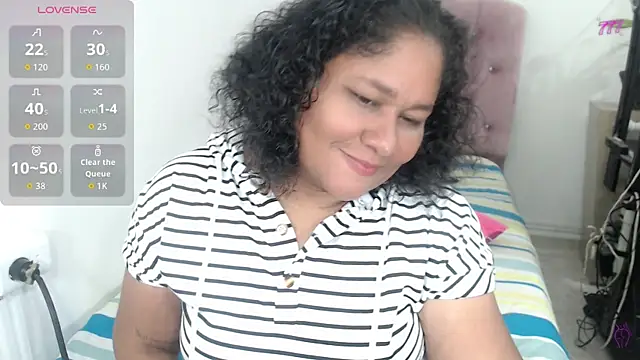 Snapshot of abigail_21_ chatting on 04.13.26 abigail 21 online show from 04.13.26