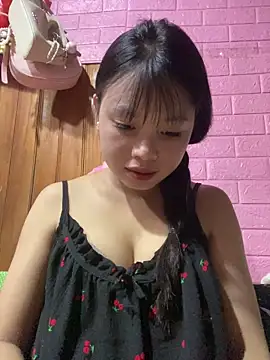 LunaBerry18 online show from 09.16.25
