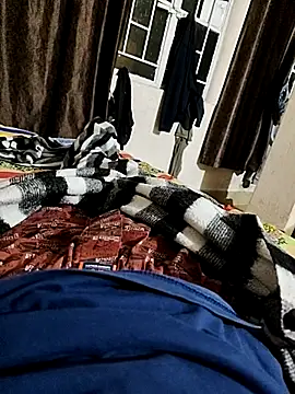 Sexyhotboy7inch online show from 11.25.25