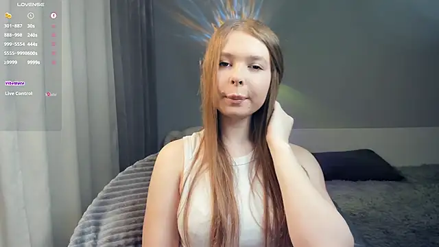 Snapshot of BelleDream chatting on 09.26.25 BelleDream online show from 09.26.25