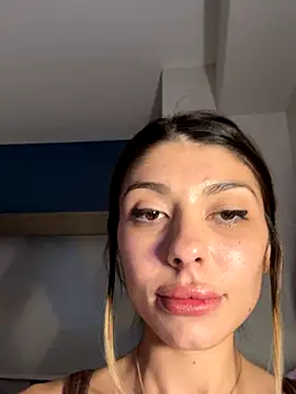 bbgurlnickii online show from 12.22.25