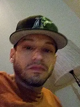 Snapshot of Andrez5041 chatting on 09.15.25 Andrez5041 online show from 09.15.25