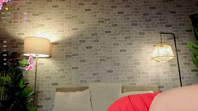 Snapshot of BabyyyLunaX chatting on 10.04.25 BabyyyLunaX online show from 10.04.25