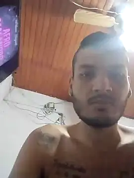 Snapshot of JuceAn14 chatting on 10.08.25 JuceAn14 online show from 10.08.25