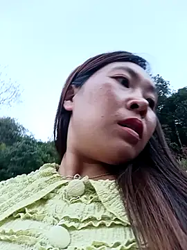 vivi cute online show from 10.12.25