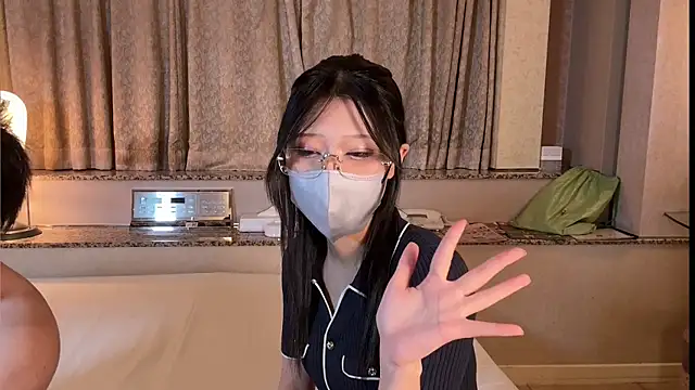 BROsister online show from 07.09.26