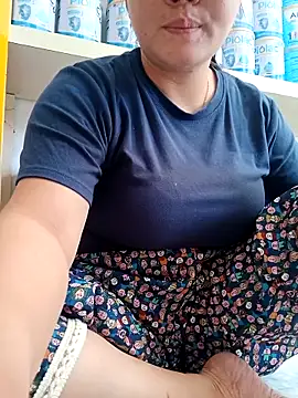  Babyrose  online show from 10.08.25