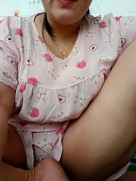  Babyrose  online show from 02.16.26