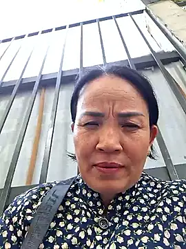   Mihmih   online show from 09.23.25