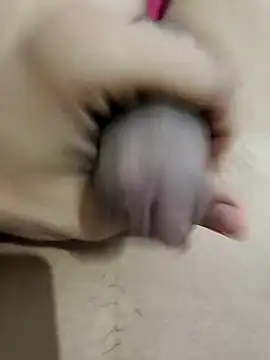 Snapshot of official_plsr5 chatting on 09.19.25 official plsr5 online show from 09.19.25