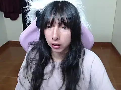 Snapshot of ScarlettShirahoshi chatting on 11.06.25 ScarlettShirahoshi online show from 11.06.25