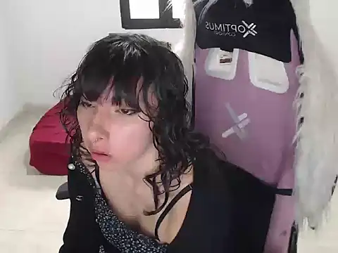 ScarlettShirahoshi online show from 04.13.26