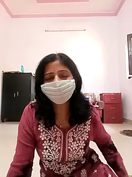 Snapshot of BITEXBABYlove chatting on 10.11.25 BITEXBABYlove online show from 10.11.25