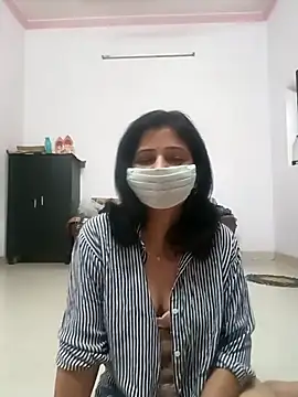 Snapshot of BITEXBABYlove chatting on 10.25.25 BITEXBABYlove online show from 10.25.25