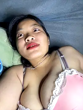 Lyrasss online show from 10.24.25