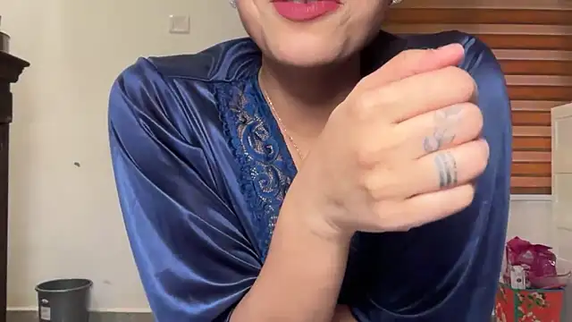 LucytheDevilQueen online show from 03.08.26