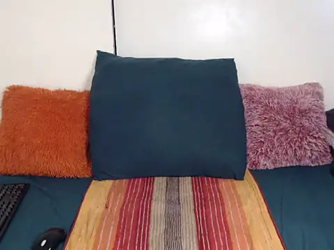 Snapshot of SexySlique chatting on 11.10.25 SexySlique online show from 11.10.25