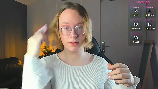 Snapshot of Amanda_Butlerr chatting on 11.06.25 Amanda Butlerr online show from 11.06.25