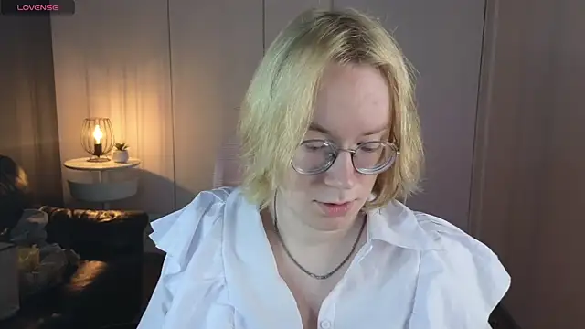 Amanda Butlerr online show from 06.28.26