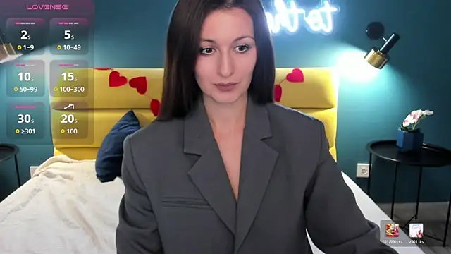 Joan Nelson online show from 03.05.26