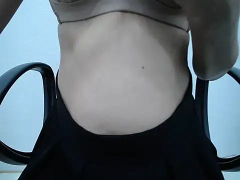 Snapshot of _Lady- chatting on 10.16.25  Lady- online show from 10.16.25