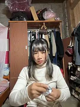 AAANINE22 online show from 10.13.25