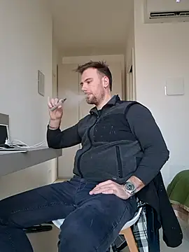 mrlyuis online show from 02.26.26